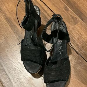 Wedge shoes, Toscanella, size 9, made in italy NWOT